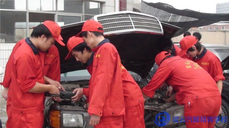 汽修学校学费