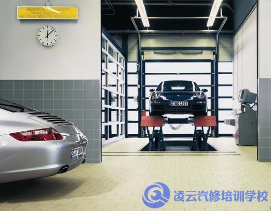 河南凌云汽修学校